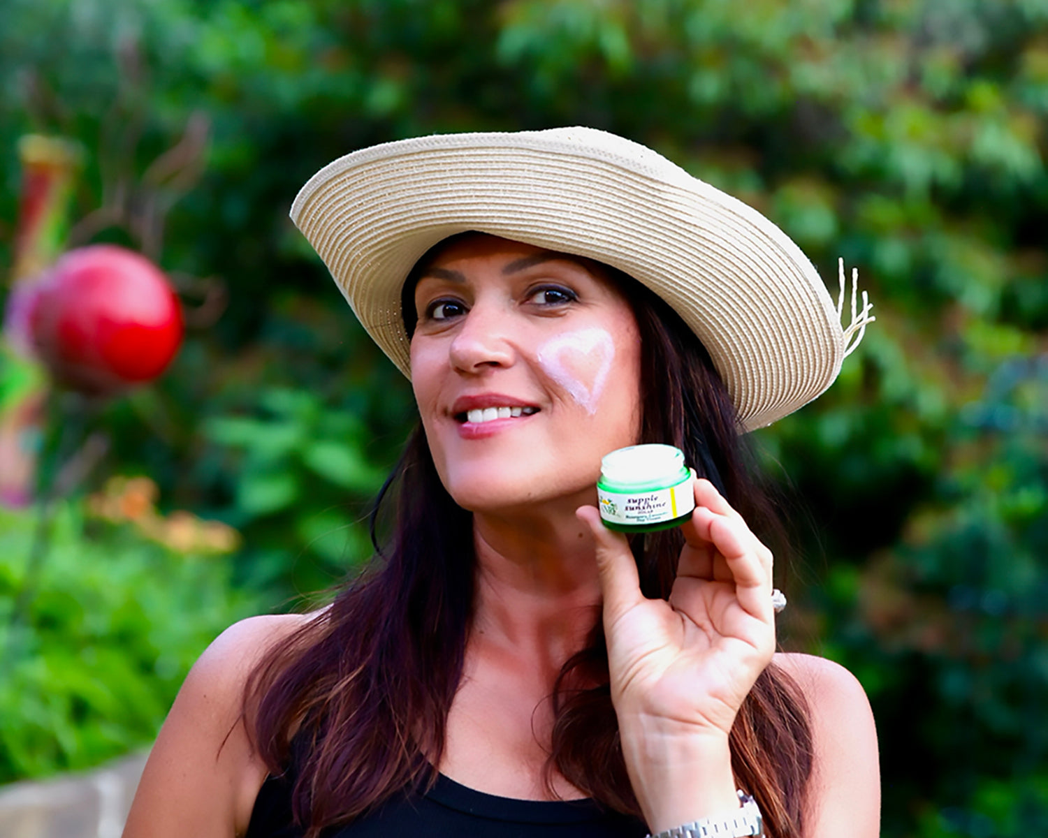 Mineral Magic: SPF That Works Naturally